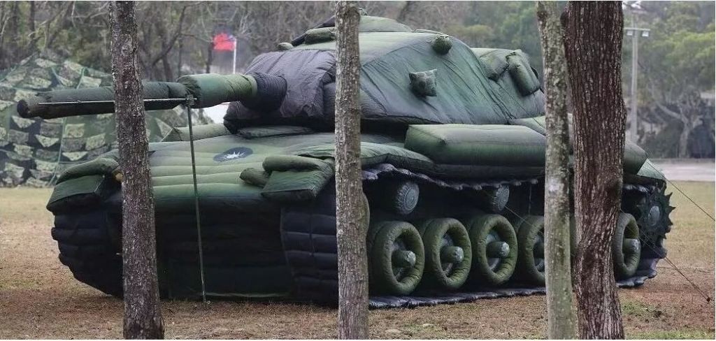 南湖军用充气坦克